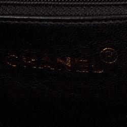 Pre Owned Chanel Black And White Envelope Shoulder Bag 