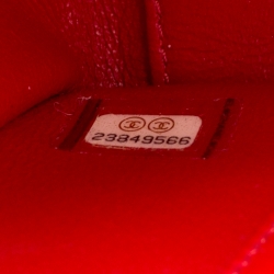 مملوكة مسبقًا Chanel Red Quilted Leather Small Shopping Bag 
