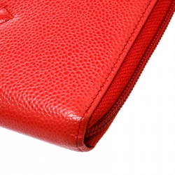 مملوكة مسبقًا Chanel Coral Red Caviar Leather Large CC Zip Around Wallet