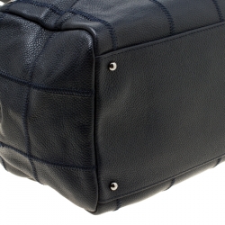 مملوكة مسبقًا حقيبة شانيل ايست ويست بولر جلد كافيار مبطنة خياطة عريضة زرقاء