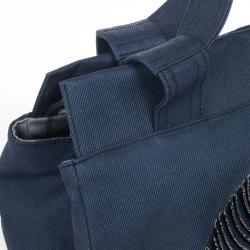 مملوكة مسبقًا Chanel Denim Disc Tote