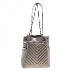 Pre Owned Chanel Silver Chevron Leather Small Urban Spirit Drawstring Bag