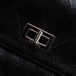 Pre Owned Chanel Black Quilted Caviar Leather Reissue Shoulder Bag