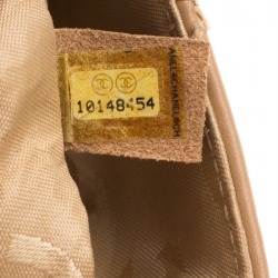 مملوكة مسبقًا حقيبة شانيل قلاب مزدوج شانيل كلاسيكية سلسلة بيجو متوسطة جلد مبطنة سوداء