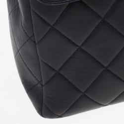 Pre Owned Chanel Navy Lambskin Classic Maxi Flap Bag