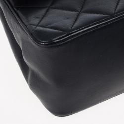 Pre Owned Chanel Vintage Black Medium Lambskin Flap Bag