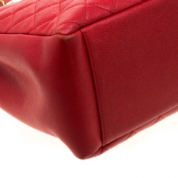 مملوكة مسبقًا Chanel Red Quilted Caviar Leather Grand Shopper Tote