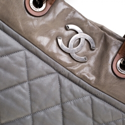 مملوكة مسبقًا Chanel Grey Quilted Leather Large In-the-Mix Shoulder Bag