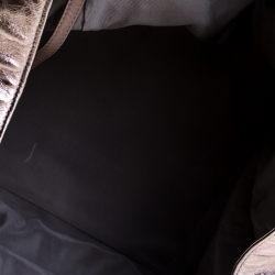 مملوكة مسبقًا حقيبة يد شانيل لوكس ليغن جلد لامع رمادية