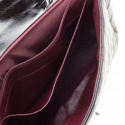 Pre Owned حقيبة شانيل قلاب كلاسيك جامبو جلد لامع مبطنة ذهبية