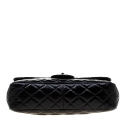 Pre Owned حقيبة شانيل قلاب كلاسيك جامبو جلد لامع مبطنة ذهبية