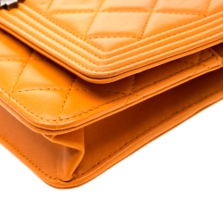 مملوكة مسبقًا Chanel Orange Quilted Leather Boy WOC Bag