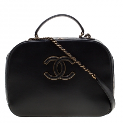مملوكة مسبقًا Chanel Black Quilted Leather Vanity Case Shoulder Bag