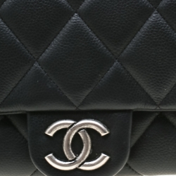 Pre Owned Chanel Black Quilted Leather Small CC Flap Bag