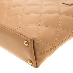 Pre Owned حقيبة يد شانيل غرزة عريضة جلد مبطنة بنية فاتحة