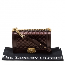مملوكة مسبقًا Chanel Dark Brown Quilted Patent Leather Medium Boy Flap Bag