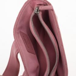 مملوكة مسبقًا Chanel Pink Quilted Leather Smart Clutch