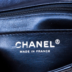 مملوكة مسبقًا Chanel Navy Blue Studded Leather Mini Airline Single Flap Bag