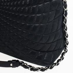 مملوكة مسبقًا Chanel Black Leather Sea Hit Tote