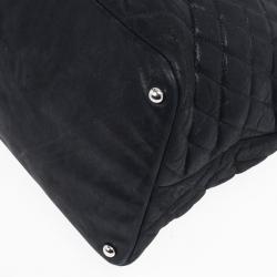 مملوكة مسبقًا Chanel Black Leather Sea Hit Tote