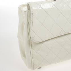 مملوكة مسبقًا Chanel White Quilted Crackled Patent Leather The Ritz Shoulder Bag