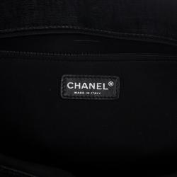 مملوكة مسبقًا Chanel Grey Coated Canvas Large CC White Tote