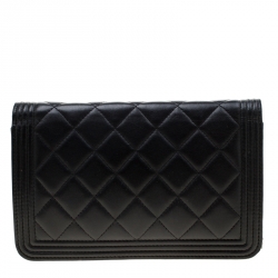 مملوكة مسبقًا Chanel Black Quilted Leather Boy WOC Bag