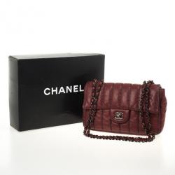 مملوكة مسبقًا Chanel Jumbo Flap Bag Burgundy Lambskin with Pinstripe Stiching
