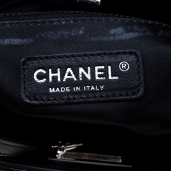 Pre Owned Chanel Black/Silver Stripe Sequins Reissue Shoulder Bag