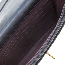 مملوكة مسبقًا محفظة بسلسلة شانيل CC عصرية جلد مبطنة سوداء