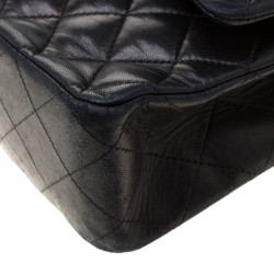 Pre Owned حقيبة شانيل قلاب مزدوج كلاسيك متوسطة جلد مبطنة سوداء