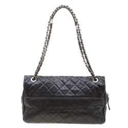 مملوكة مسبقًا حقيبة شانيل إيزي فلاب جلد كافيار أسود مبطن كبيرة