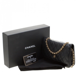 مملوكة مسبقًا Chanel Black Caviar Leather Wallet On Chain
