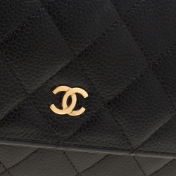 مملوكة مسبقًا Chanel Black Caviar Leather Wallet On Chain
