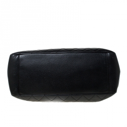 مملوكة مسبقًا حقيبة شانيل غراند GST شوبر جلد كافيار أسود مبطن 