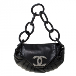 Chanel Black Pleated Leather Rings CC Flap Shoulder Bag Chanel