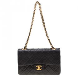 مملوكة مسبقًا Chanel Black Quilted Medium Classic Double Flap Bag