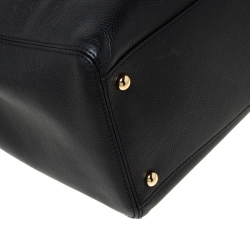 Pre Owned حقيبة يد شانيل سيرف شوبينغ جلد سوداء