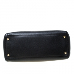 Pre Owned حقيبة يد شانيل سيرف شوبينغ جلد سوداء