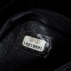Pre Owned Chanel Black Quilted Caviar Leather Jumbo Classic Single Flap Bag