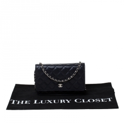 Pre Owned Chanel Dark Navy Quilted Leather WOC Chain Bag