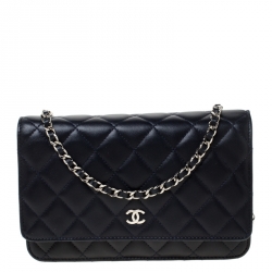 Pre Owned Chanel Dark Navy Quilted Leather WOC Chain Bag