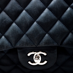 Pre Owned Chanel Navy Blue Quilted Leather Jumbo Classic Single Flap Bag
