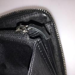 مملوكة مسبقًا Chanel Black Quilted Enamel Leather Long Wallet