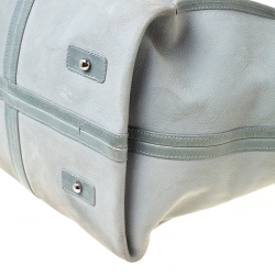 مملوكة مسبقًا حقيبة يد شانيل حلية زهرة كاميليا سلسلو جلد نوبوك أخضر فاتح