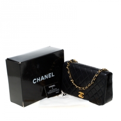Pre Owned Chanel Black Quilted Leather Vintage Flap Shoulder Bag