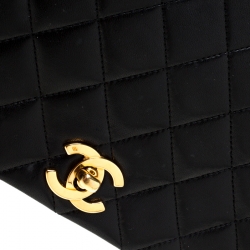 Pre Owned Chanel Black Quilted Leather Vintage Flap Shoulder Bag