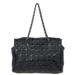Pre Owned Chanel Black Patent Vinyl Rock in Moscow Classic Tote