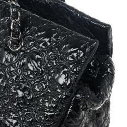 Pre Owned Chanel Black Patent Vinyl Rock in Moscow Classic Tote