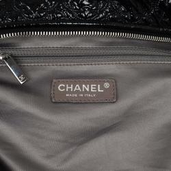 Pre Owned Chanel Black Patent Vinyl Rock in Moscow Classic Tote